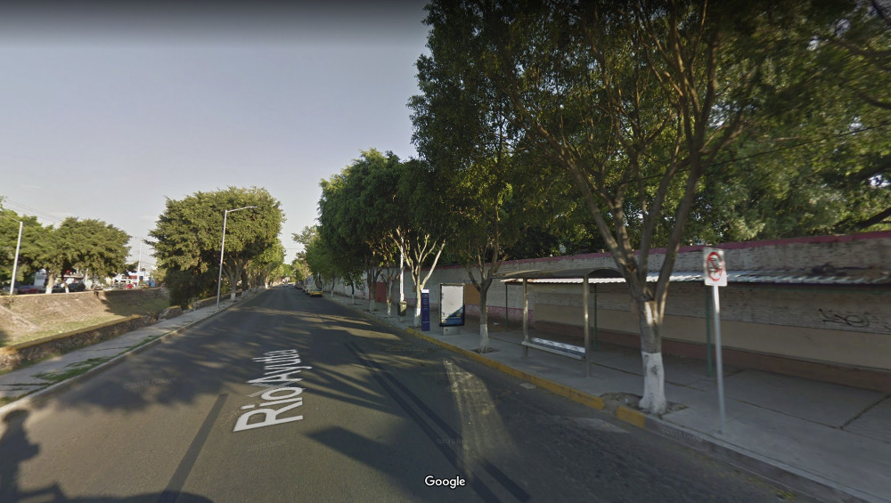 Prostitución callejera en Querétaro.  boulevard Río Ayutla