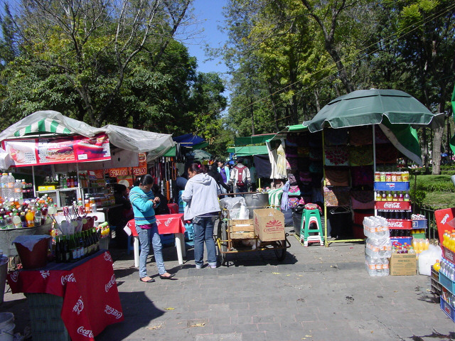 Un pasillo de la Alameda Central