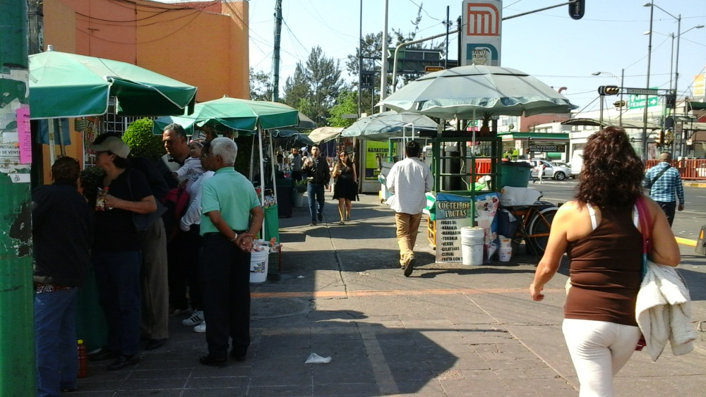 Ricardo Monreal convirtió Buenavista en un tianguis