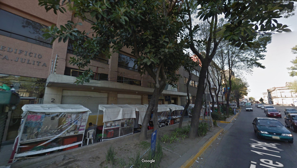 En Avenida Guerrero no había ambulantes hasta que llegó Ricardo Monreal